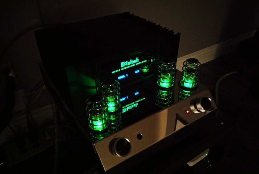 Интегральный усилитель McIntosh MA252