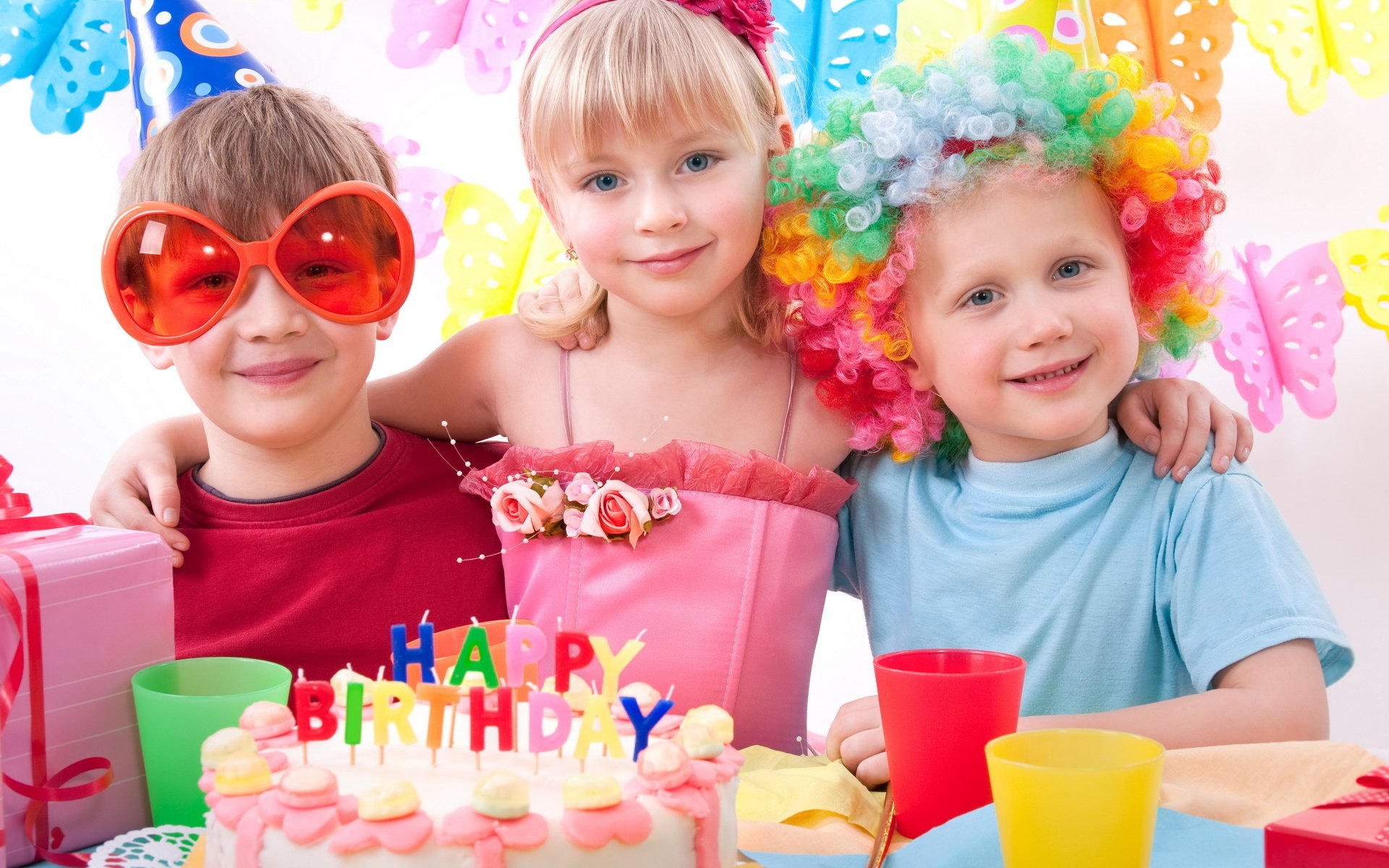 Развлечения на день рождения 10 лет — костюмы и конкурсы для дня рождения