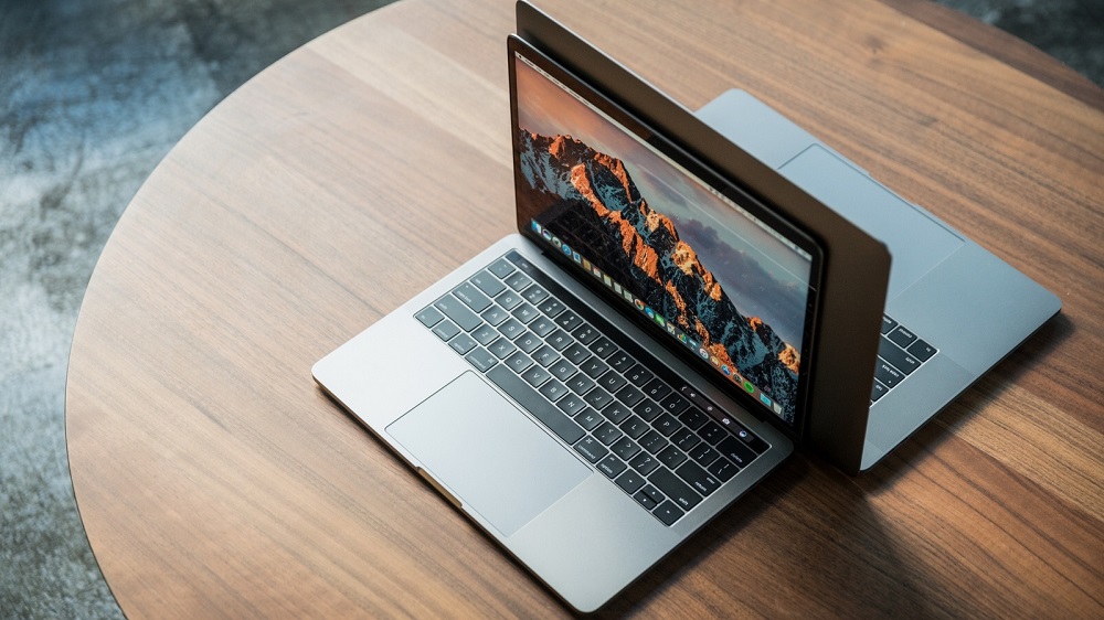 Купить MacBook Pro 13 Mid 2017