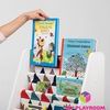 Полочка монтессори с книгами.