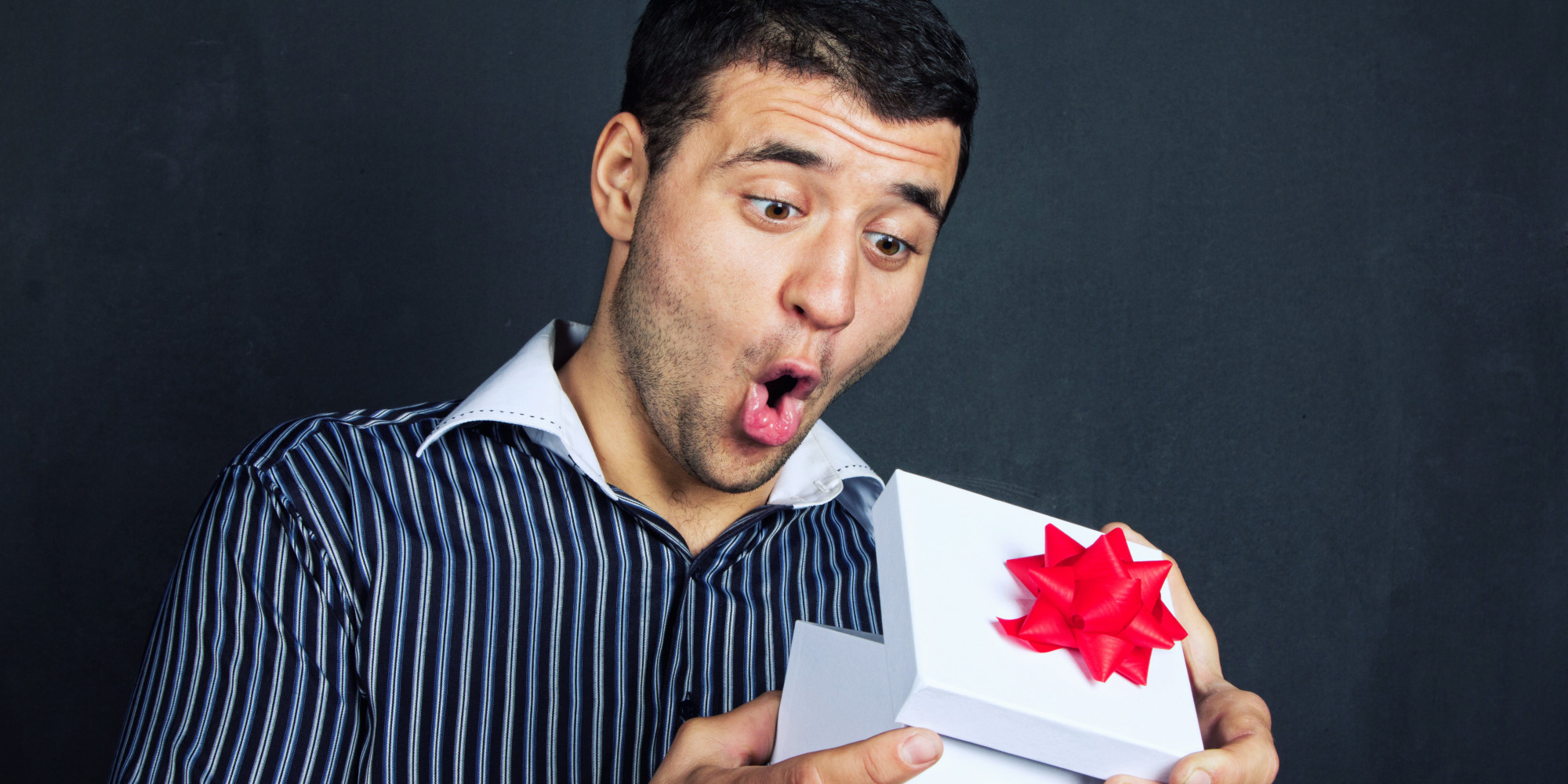 Что подарить на день рождения мужу: список интересных подарков любимому