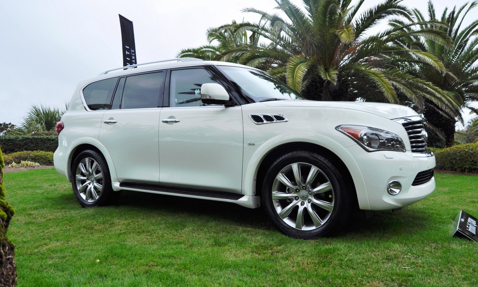 Infiniti qx80 2000