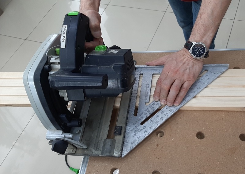 Угольник Swanson Свенсон Speed Square 250 мм метрический для плотника и столяра