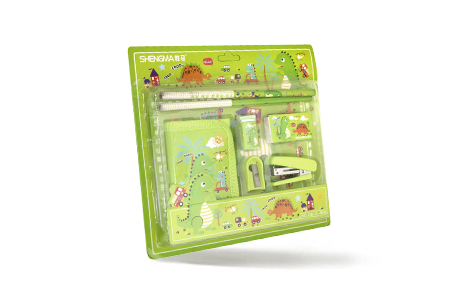 Школьные канцелярские наборы