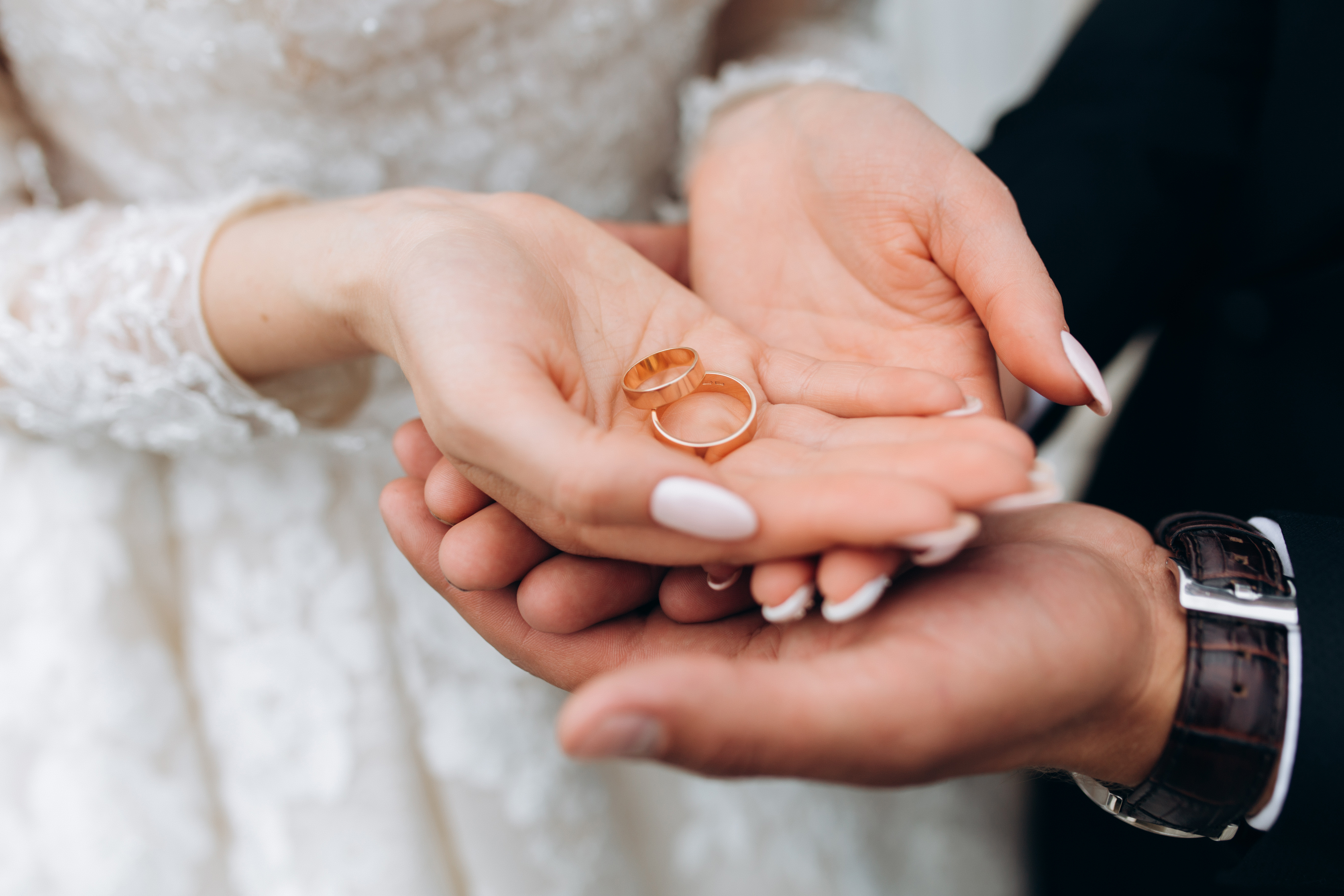 Свадебные кольца в ЗАГСЕ