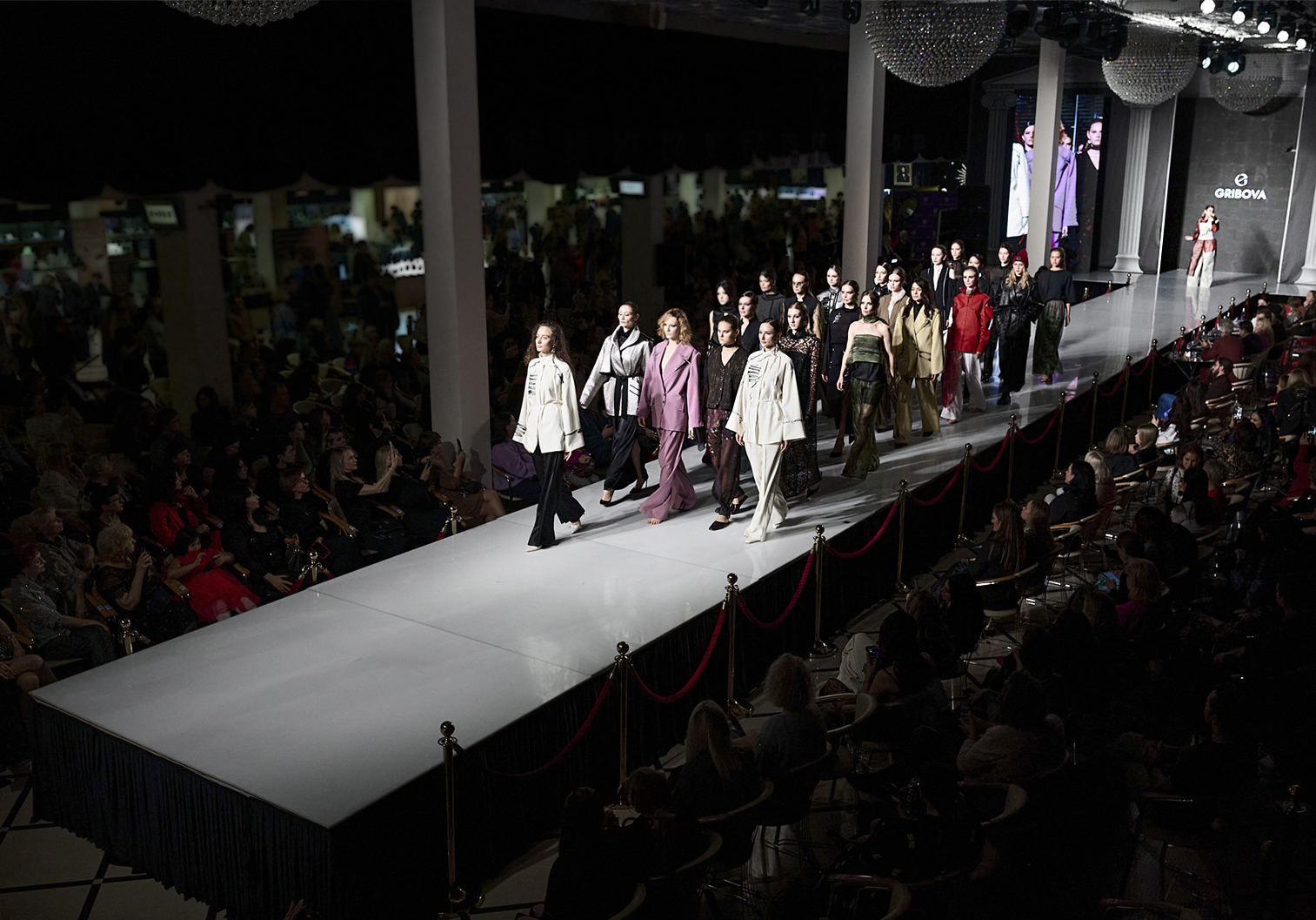 Showroom: Слайдер Блок 38