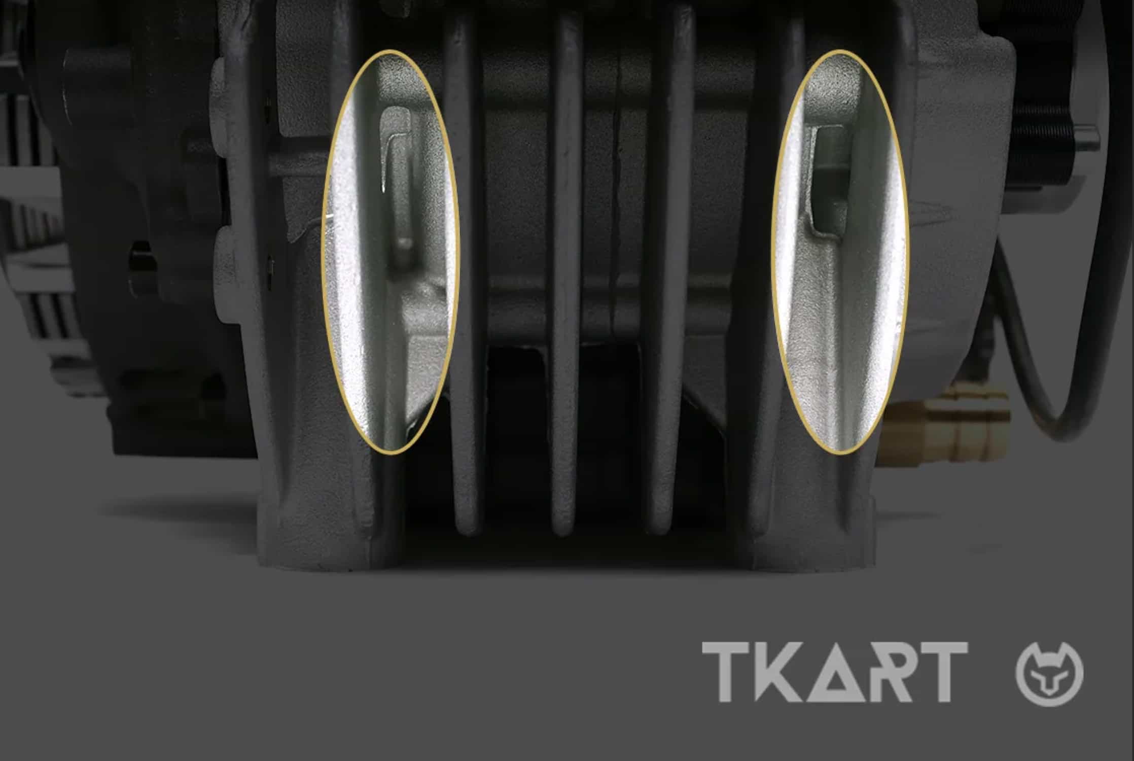 Охлаждающие рёбра картера мотора TM KZ-R2 &mdash; передняя часть и КПП