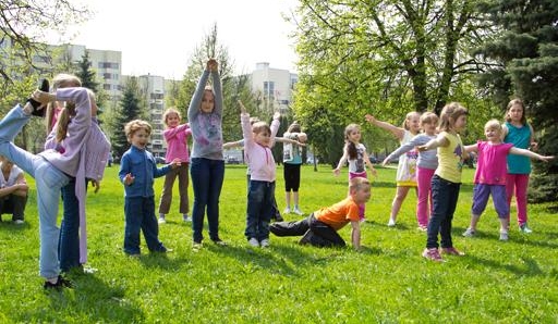 Детские игры на свежем воздухе — зарядка на свежем воздухе