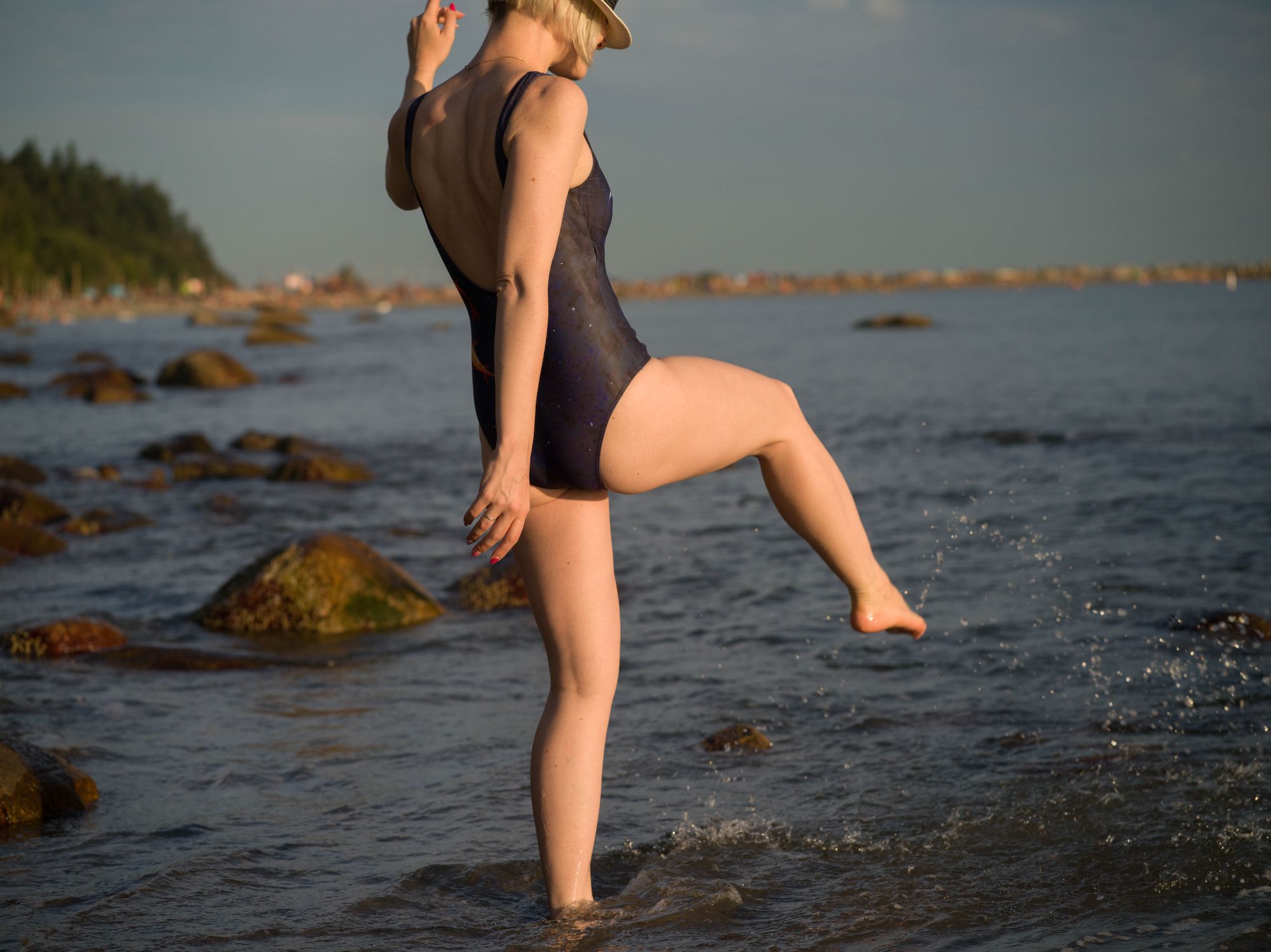 SeaTales_Swimsuit_Review_3.jpg