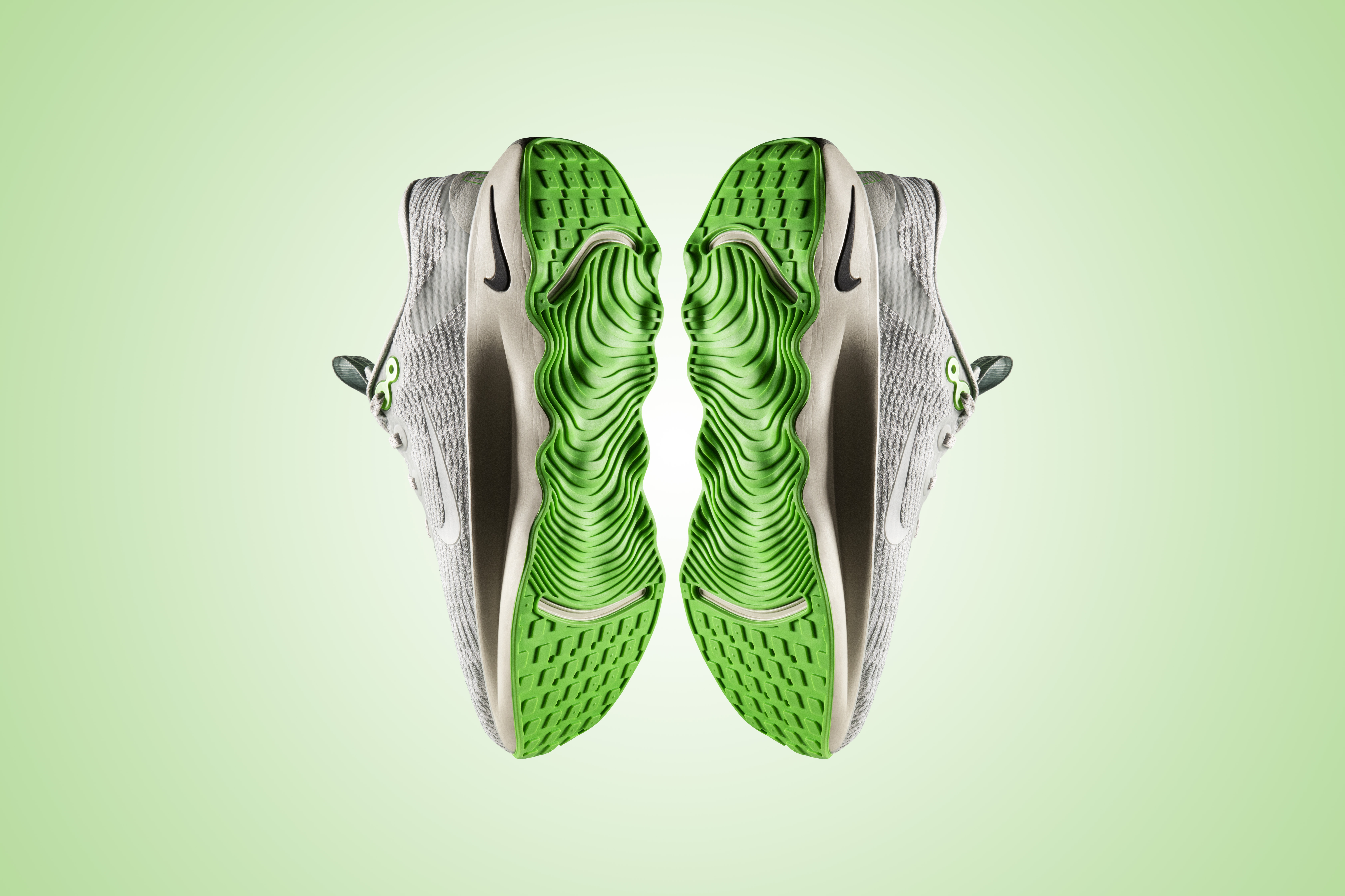 nike-motiva-ftwr-hero-pair.jpg