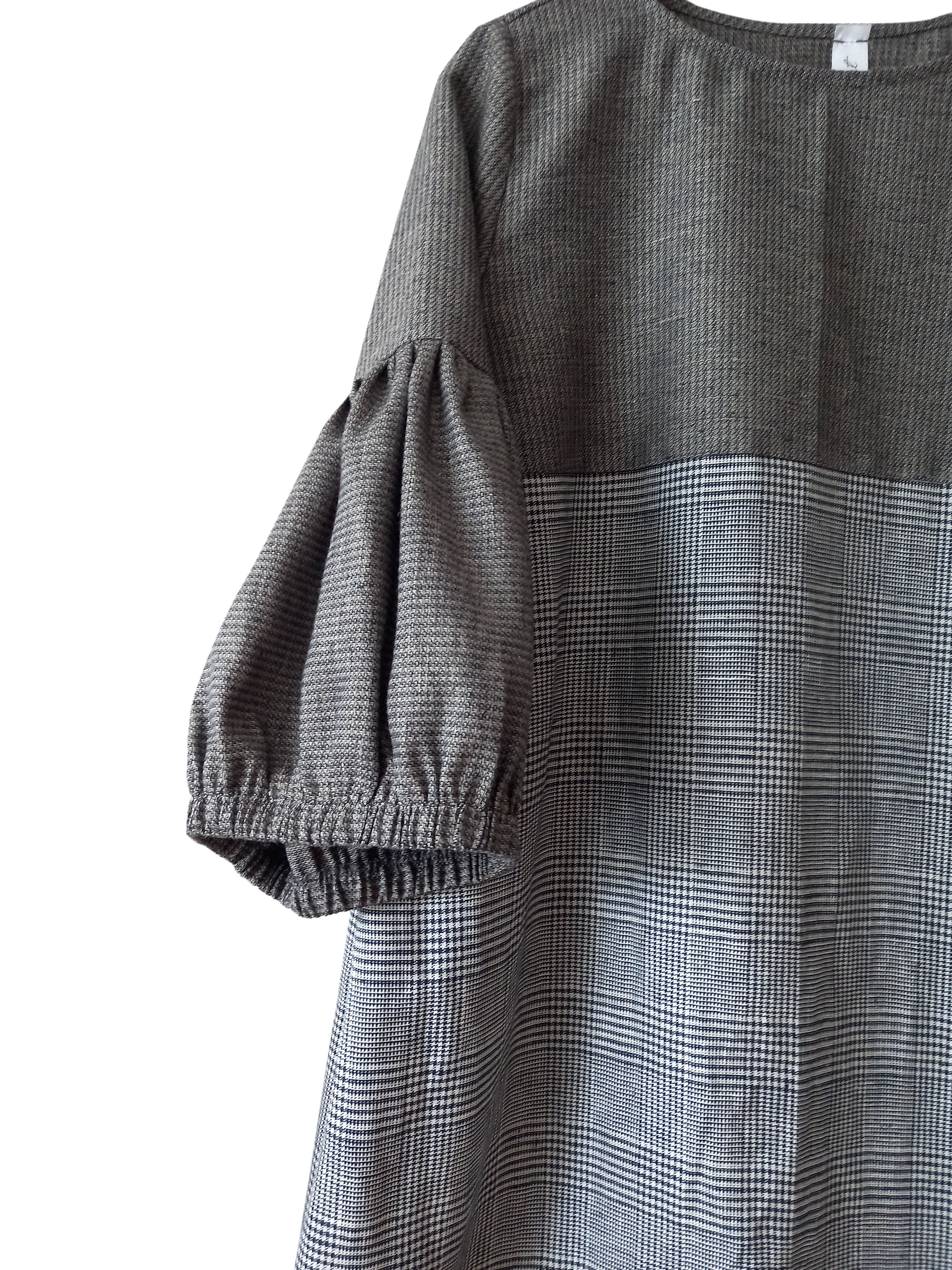Кира. Платье миди льняное с вышивкой по низу PL-42-2326. LinenBy