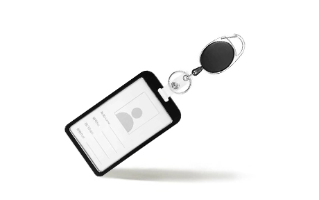 Вертикальные бейджи с рулеткой