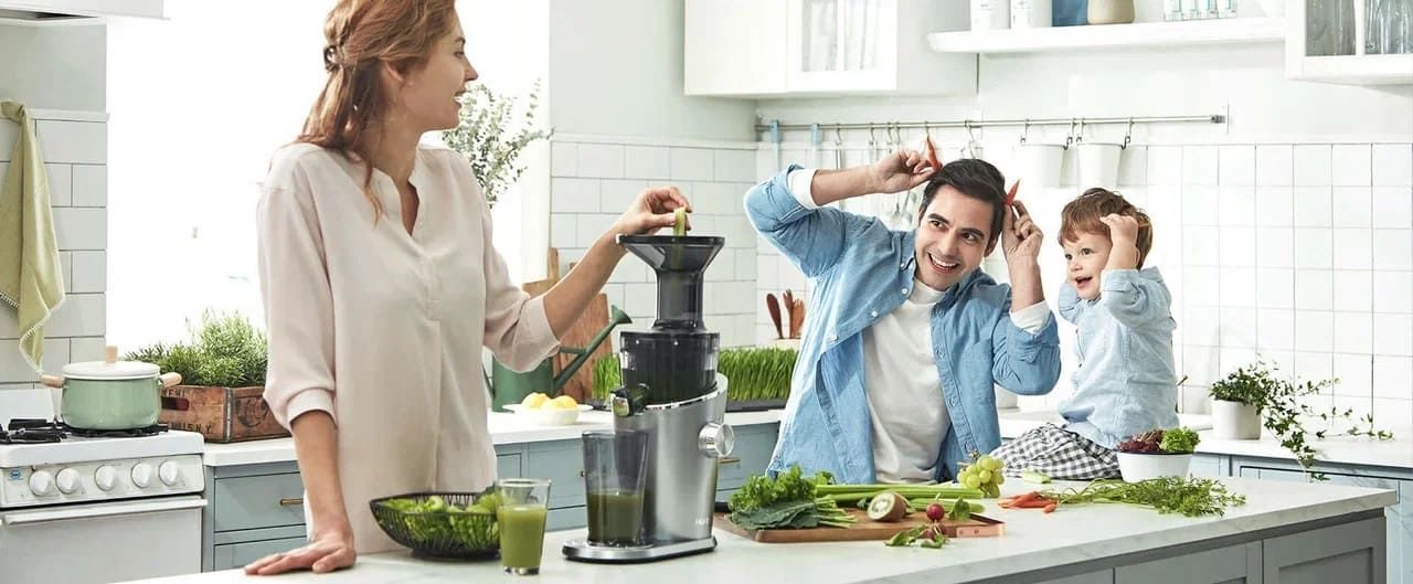 Плюсы шнековых соковыжималок