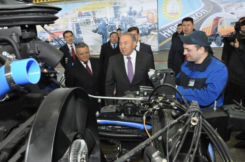Назарбаев в КАМАЗ-Инжиниринг