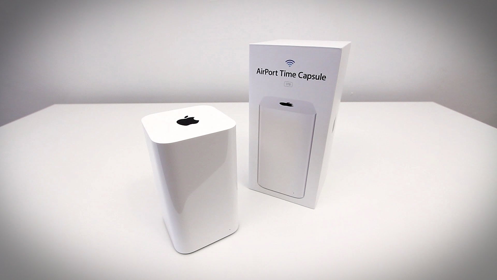 Apple AirPort Time Capsule - Высокоскоростная базовая Wi-Fi  станция с накопителем