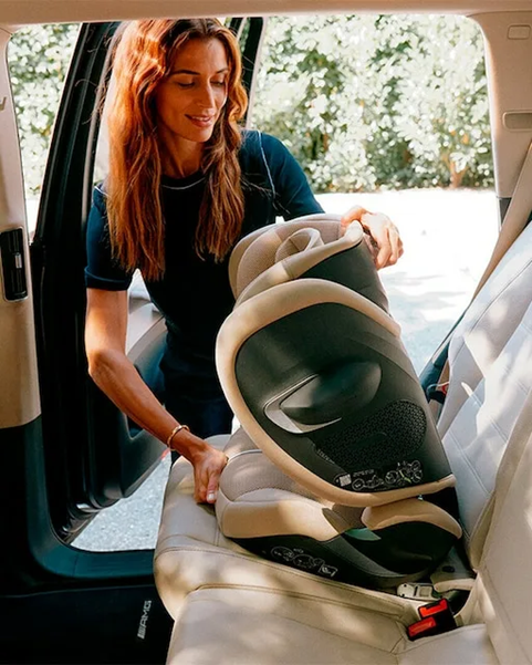 obzor-cybex-solution-g2-7.png