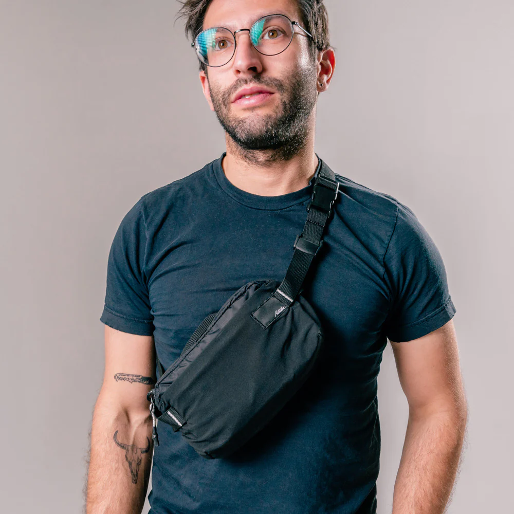 15Matador_ReFractionSeries_Studio_Sling_38_1000x.webp