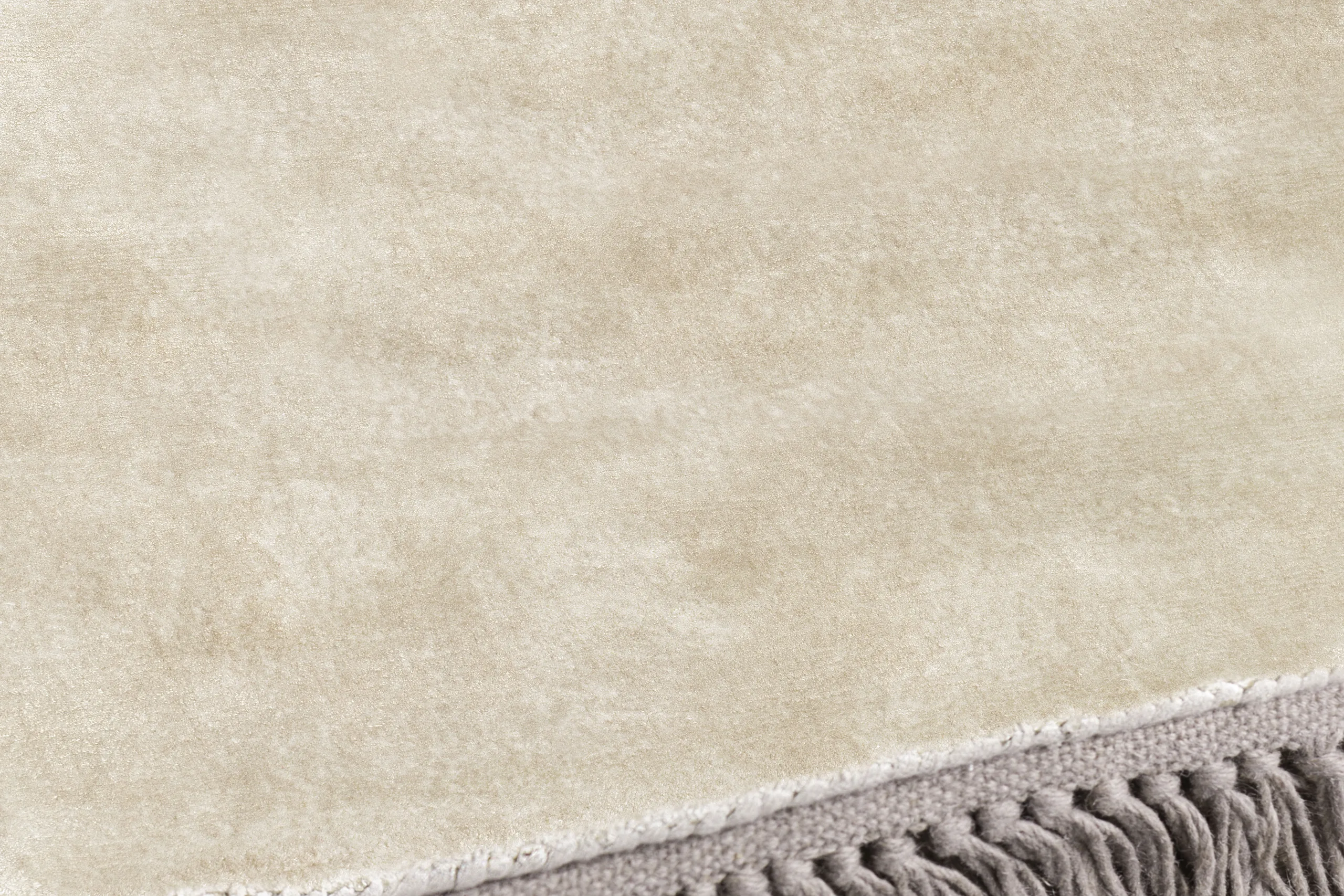 LUNA BEIGE DETAL FOTO NEW