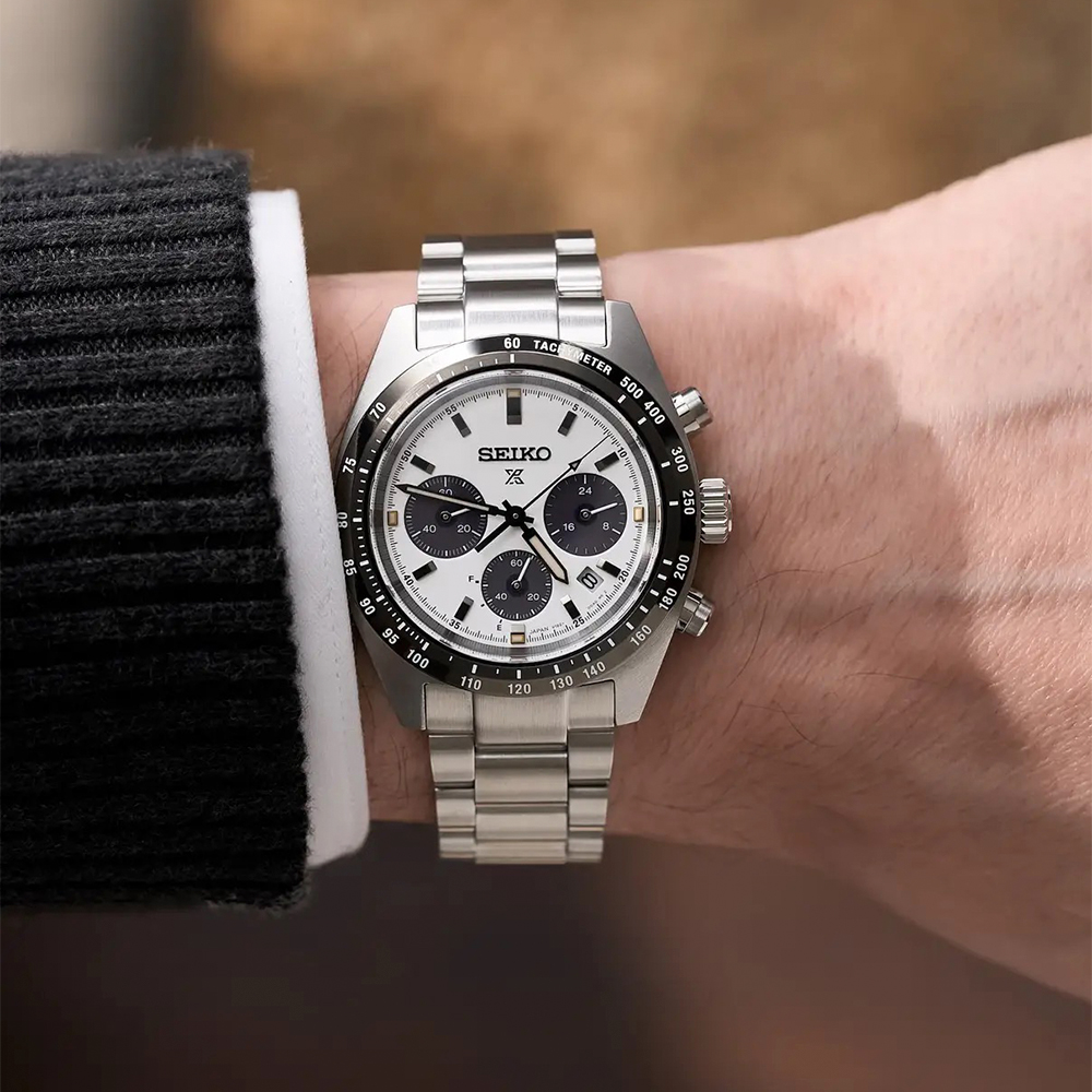 Хронограф Seiko Prospex Speedtimer SSC961 с белым циферблатом &laquo;панда&raquo;