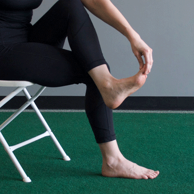 Реабилитация пятки. Ноги. Гимнастика для стопы ног. Плантарный фасциит лечебная гимнастика. Гимнастические стопы.