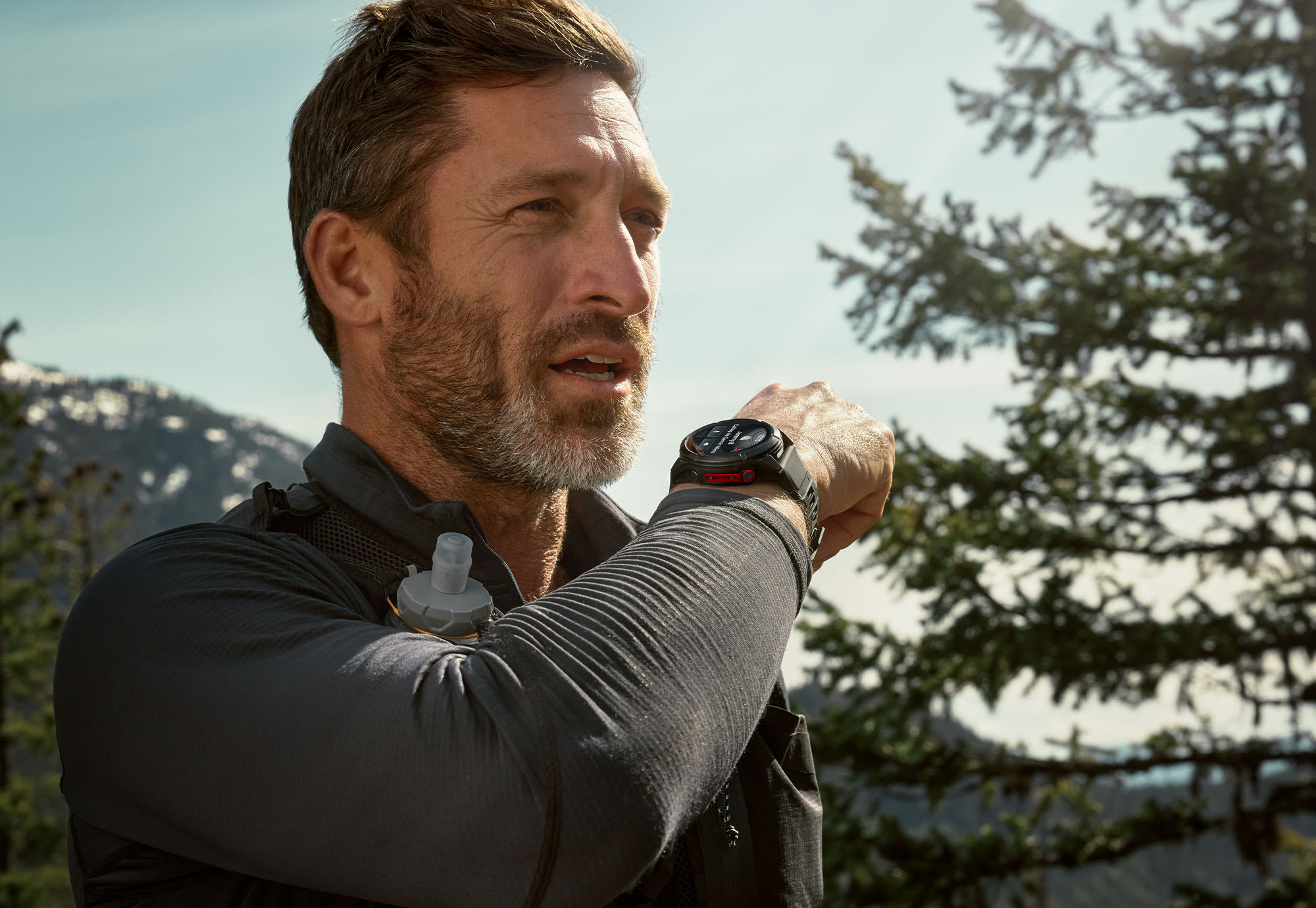 Умные часы Garmin Fenix 8 PRO, 51 мм, MicroLED, Sapphire, Carbon Gray DLC Titanium with Black/Pebble Gray Silicone Band: ТЕХНОЛОГИЯ INREACH®