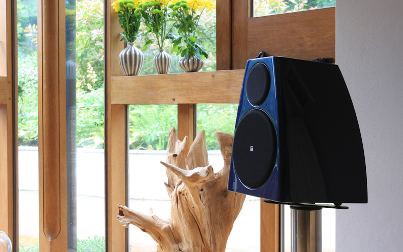Полочная активная акустика Meridian DSP3200
