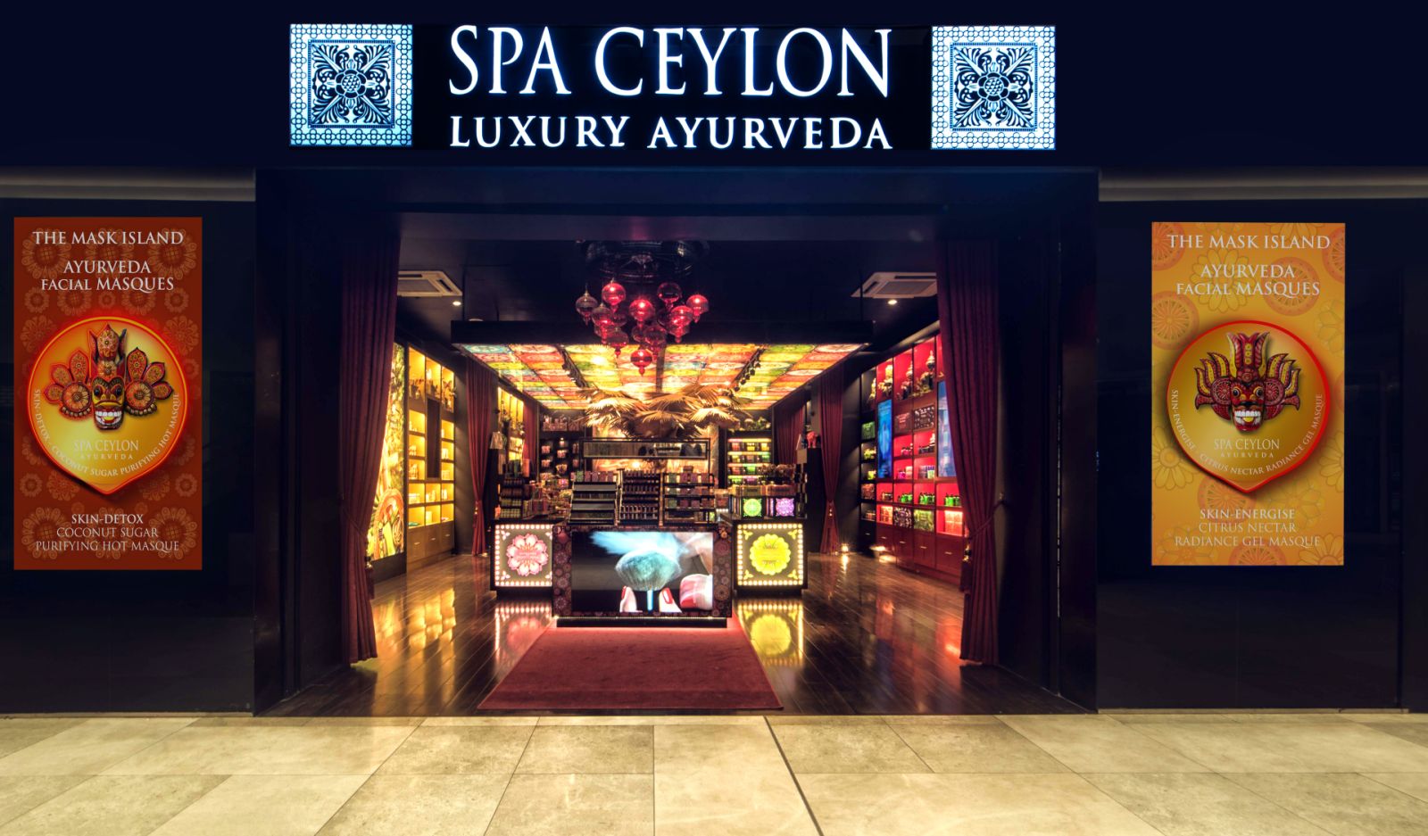 Вход в фирменный магазин SPA CEYLON Luxury Ayurveda