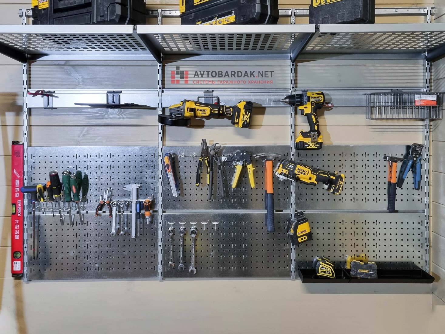 Крепление для шуруповерта на стену