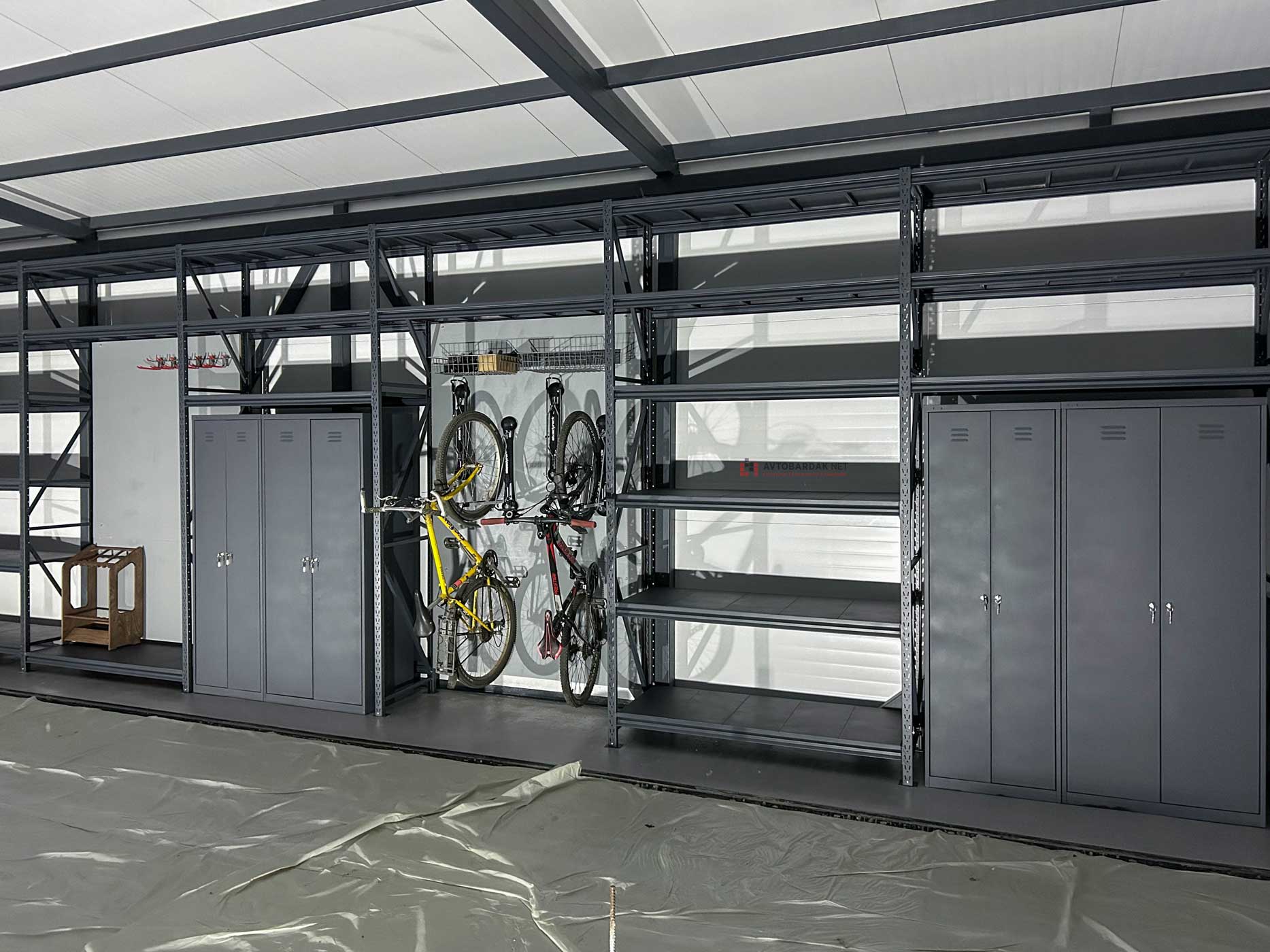 Напольный стеллаж купить