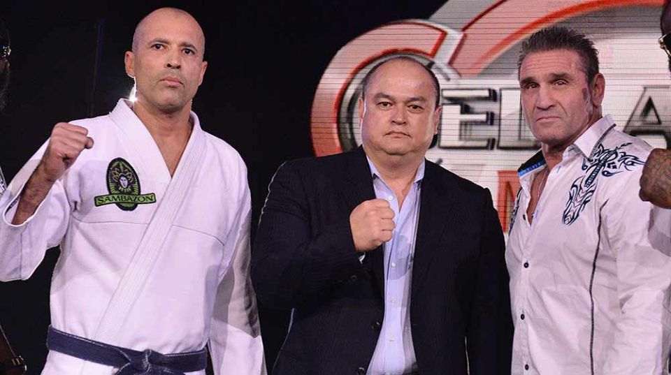 2 Royce Gracie Matt Hughes.jpg