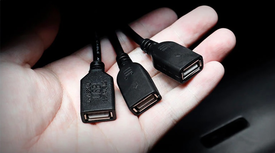 Какими способами можно сделать и подключить USB-вход к штатной магнитоле