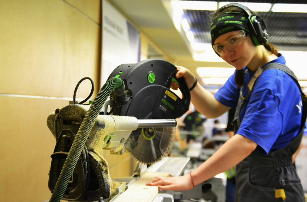 Пила торцовочная FESTOOL KAPEX KS 60