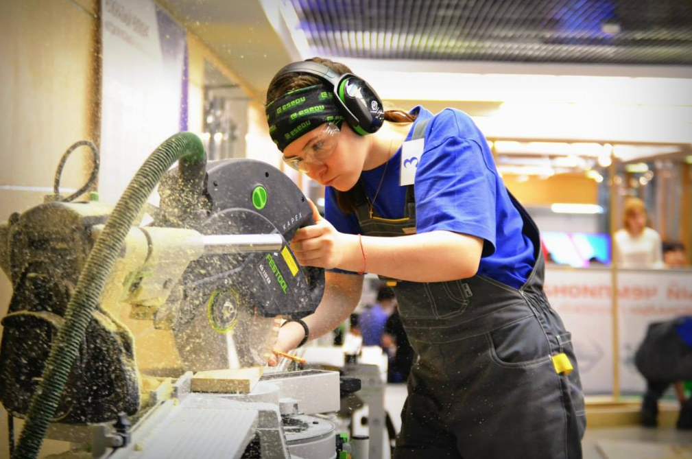 Пила торцовочная FESTOOL KAPEX KS 60