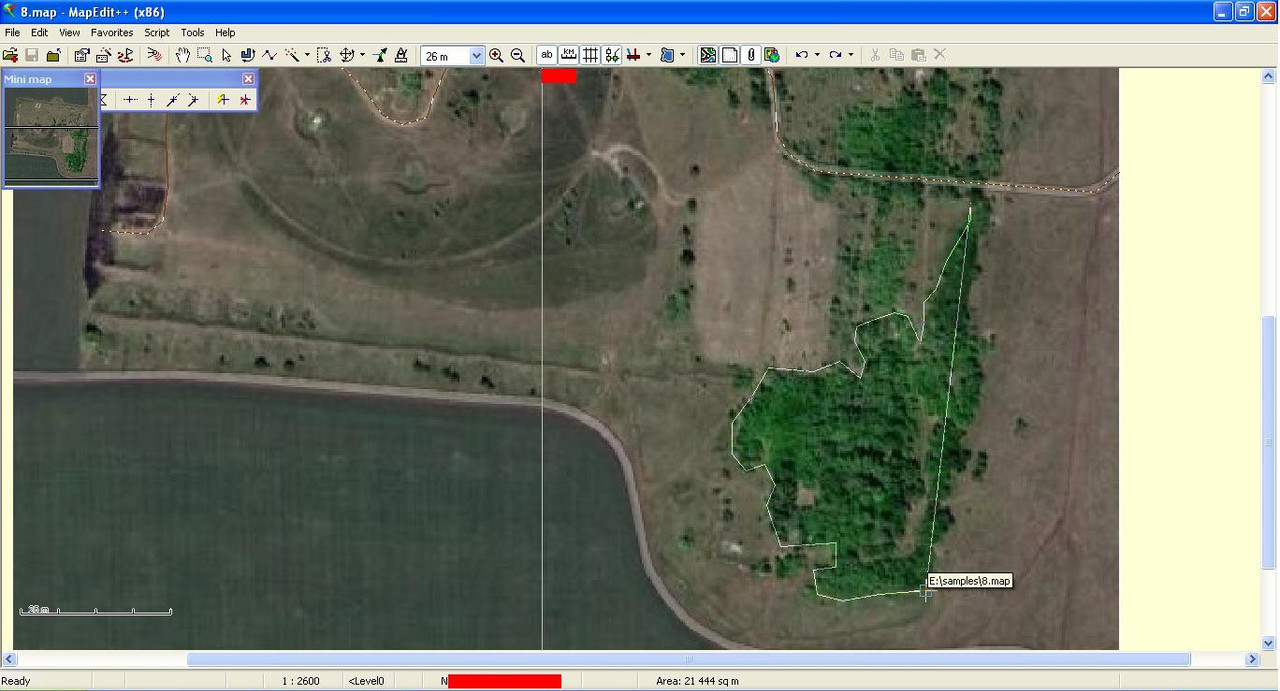 сравнение детализации стандартной карты Garmin и карты OpenTopoMap на одном участке