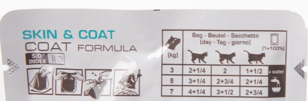 Royal Canin Skin & Coat Formula влажный корм для кастрированных котов с чувствительной кожей