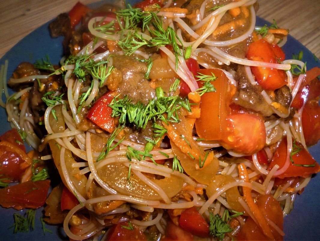 Фунчоза с овощами и шиитаке