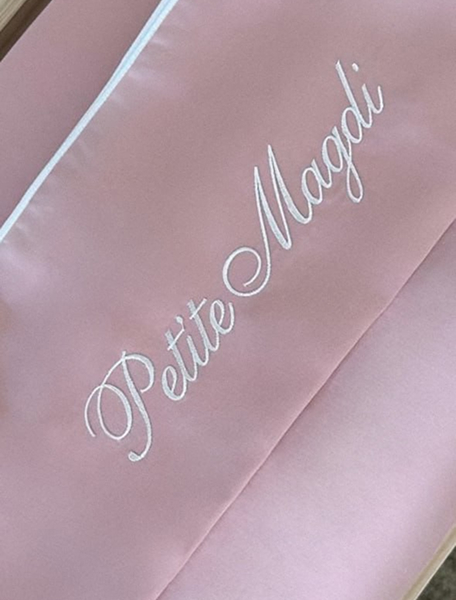 PETITE MAGDI / EARLY BIRD
