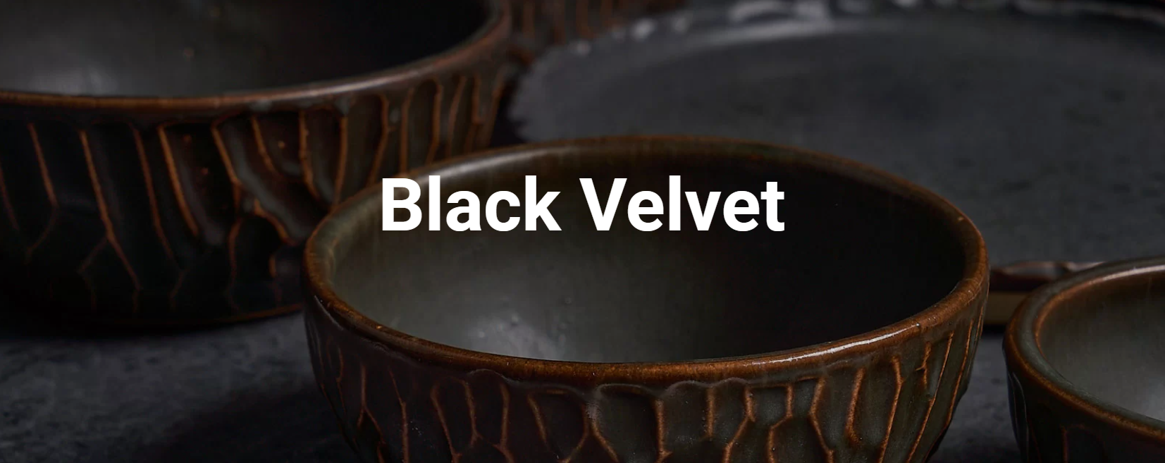 Отличная керамическая посуда ручной работы ClayVille Ceramics (Россия) серии Black Velvett коричневая рельефная