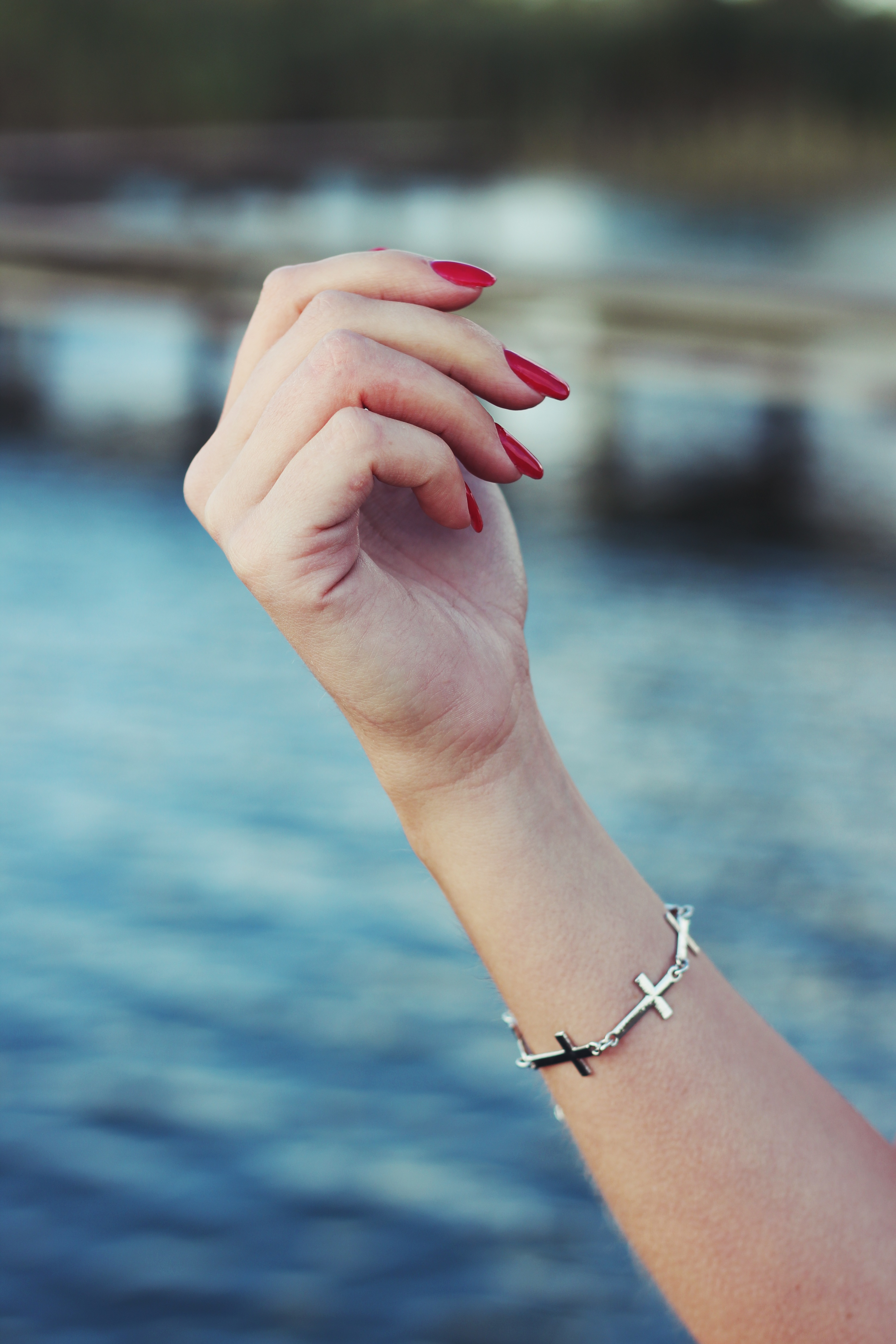 hand-water-girl-woman-photography-leg-finger-red-blue-cross-arm-bracelet-close-up-jewellery-skin-beauty-nails-emotion-722455.jpg