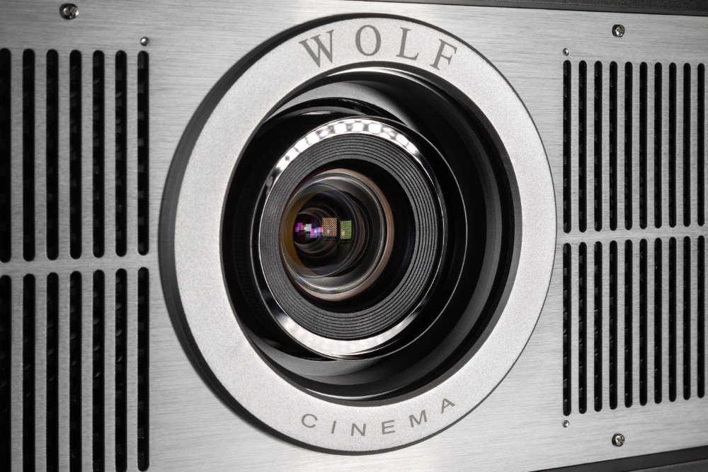 4K проектор Wolf Cinema TXF-1100