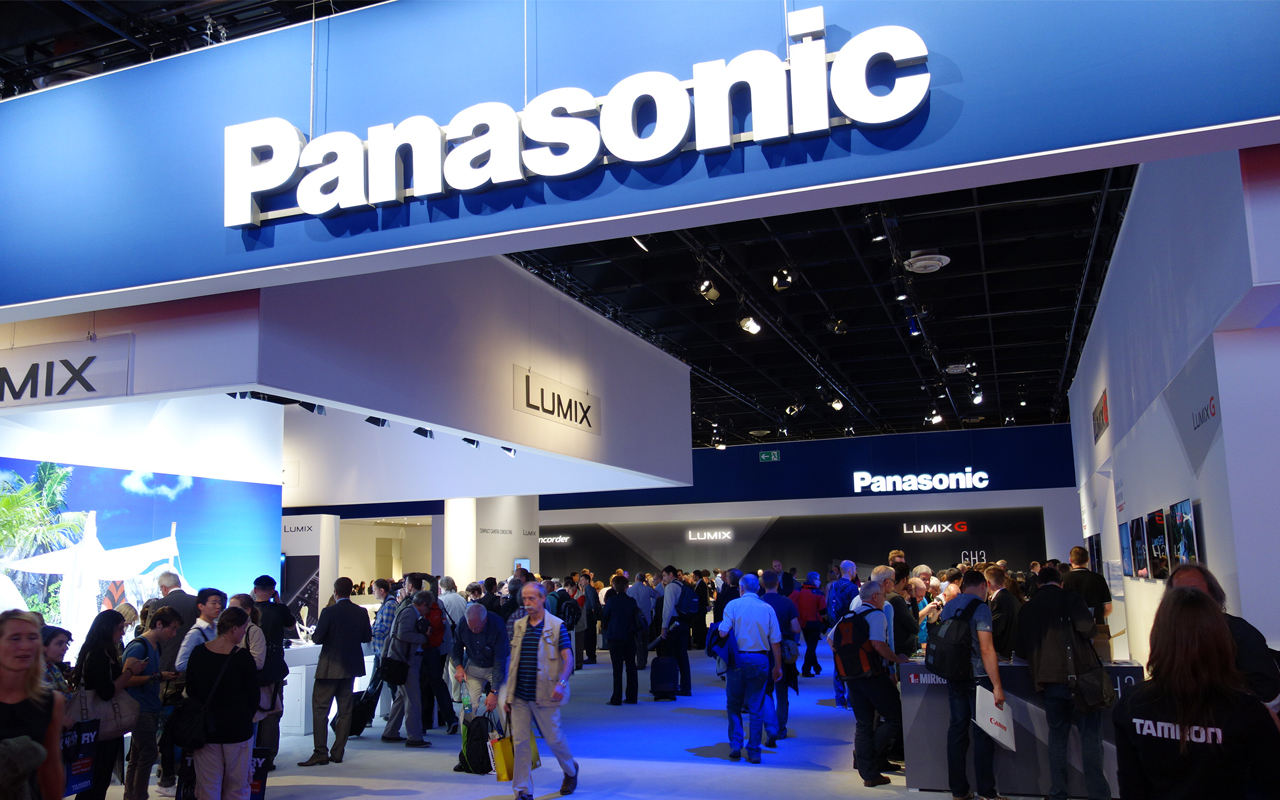 Panasonic изображения. Panasonic компания. Панасоник Корпорация. Стенд Панасоник. Панасоник в России.