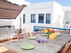 surf-camp-lanzarote-accommodation.jpg
