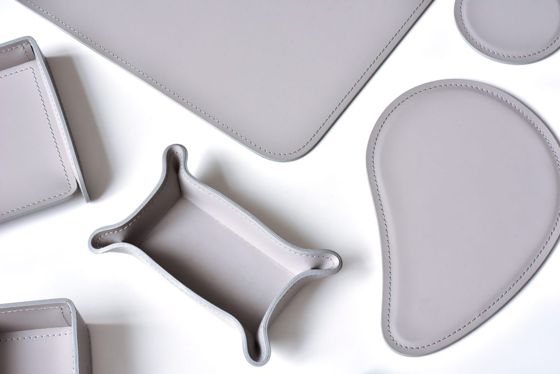 кожаный серый набор в офис кожаный серый набор в офис.jpg