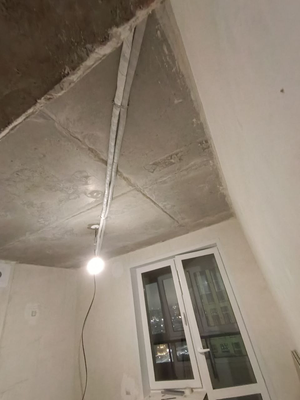 закладка коомуникаций под кондиционер закладка коомуникаций под кондиционер.jpg