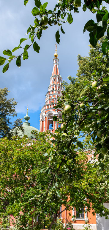 Московская свеча в Кадашах