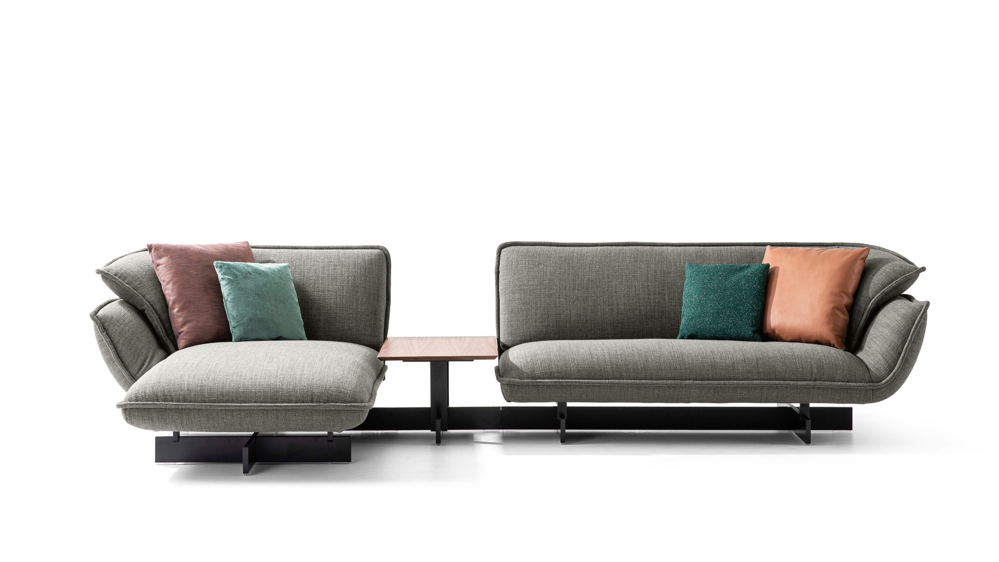 Cassina-divan.jpg