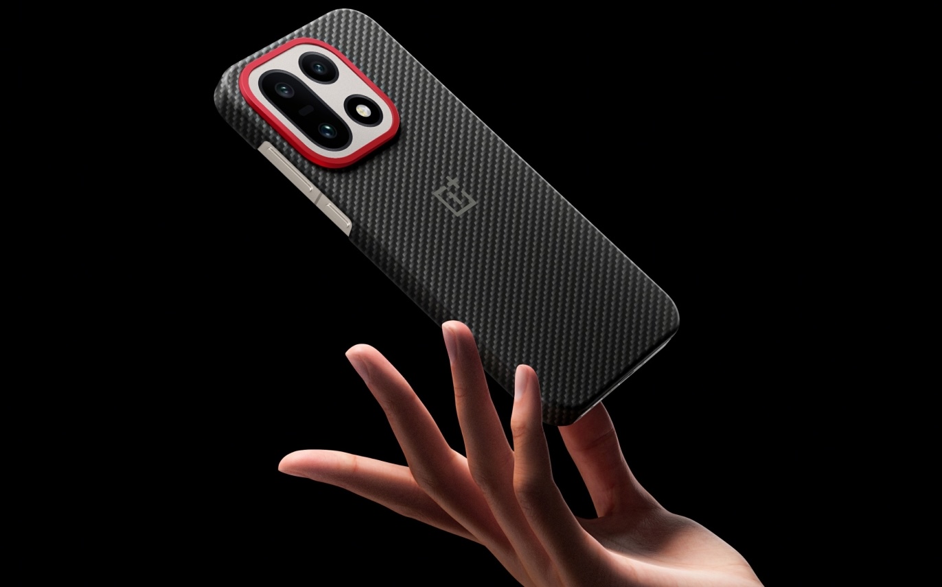 купить OnePlus 15 Aramid Fiber Magnetic Case 