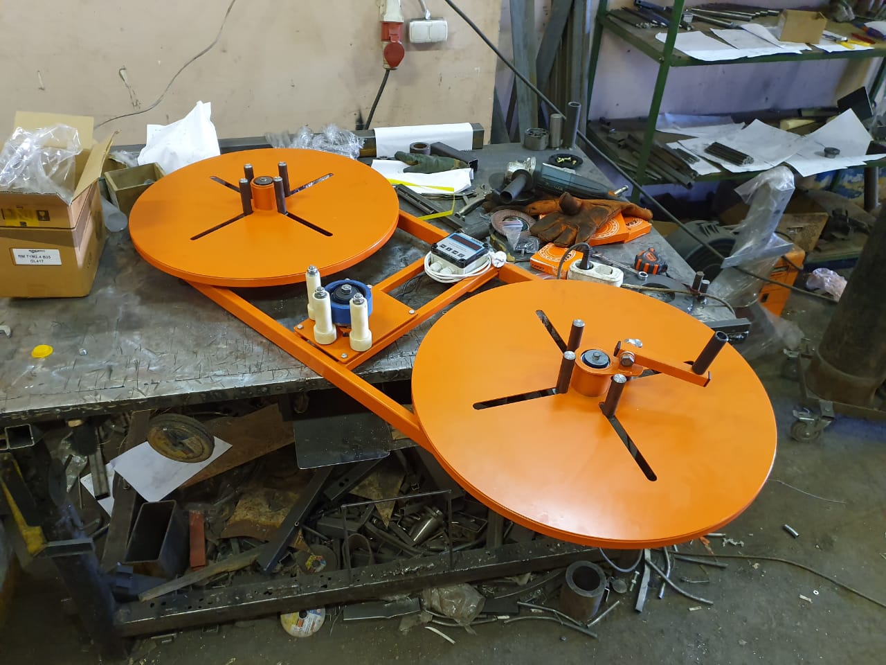 станок для мебельной кромки