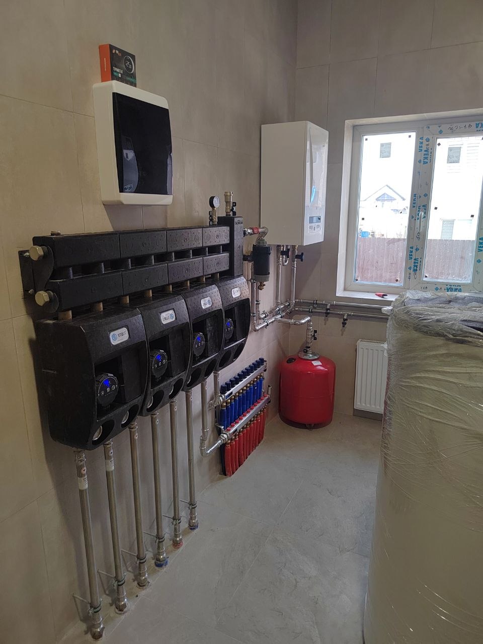 Частный дом 240 м² — автоматика ZONT H-1V.02