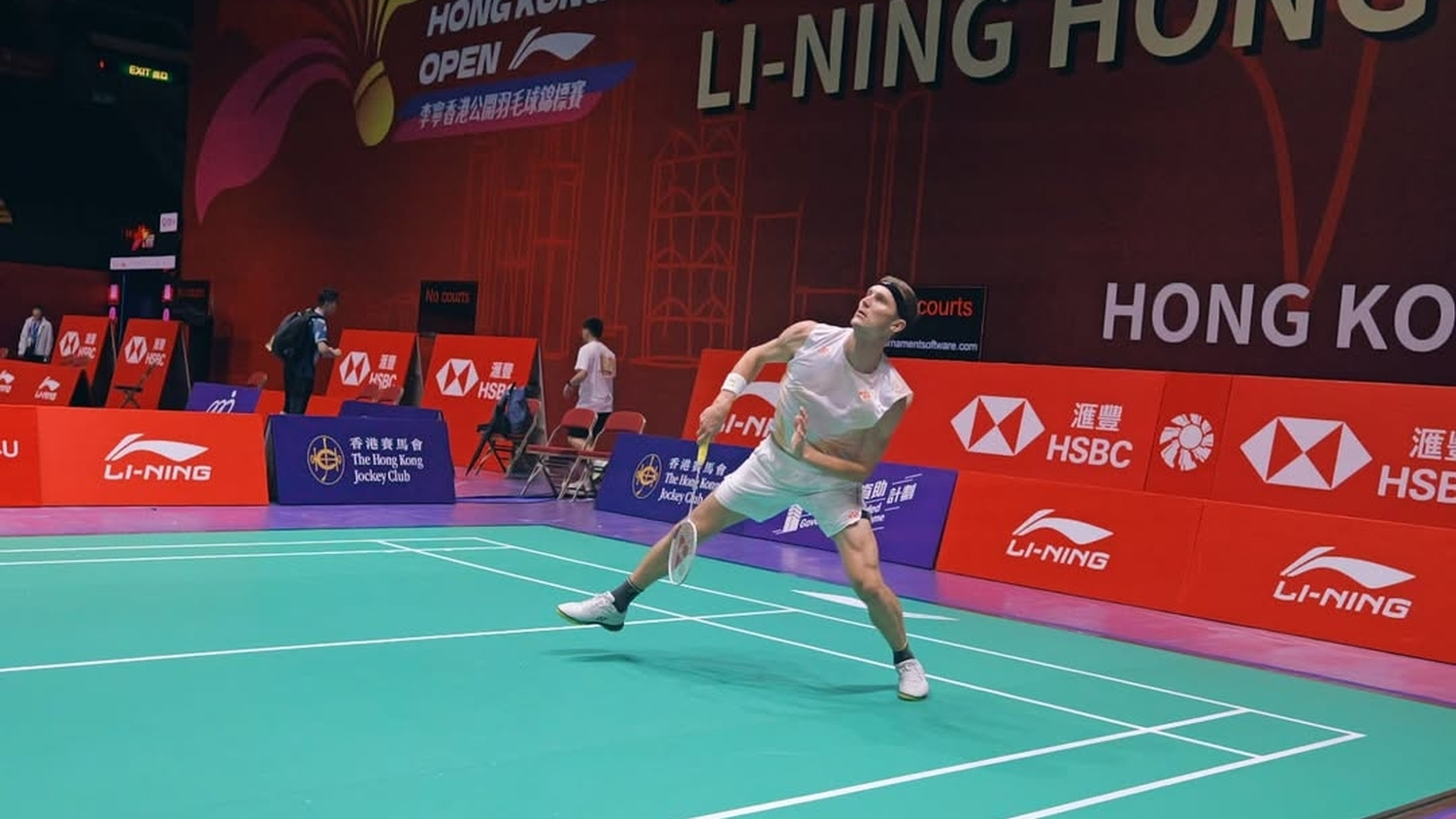 Виктор Аксельсен